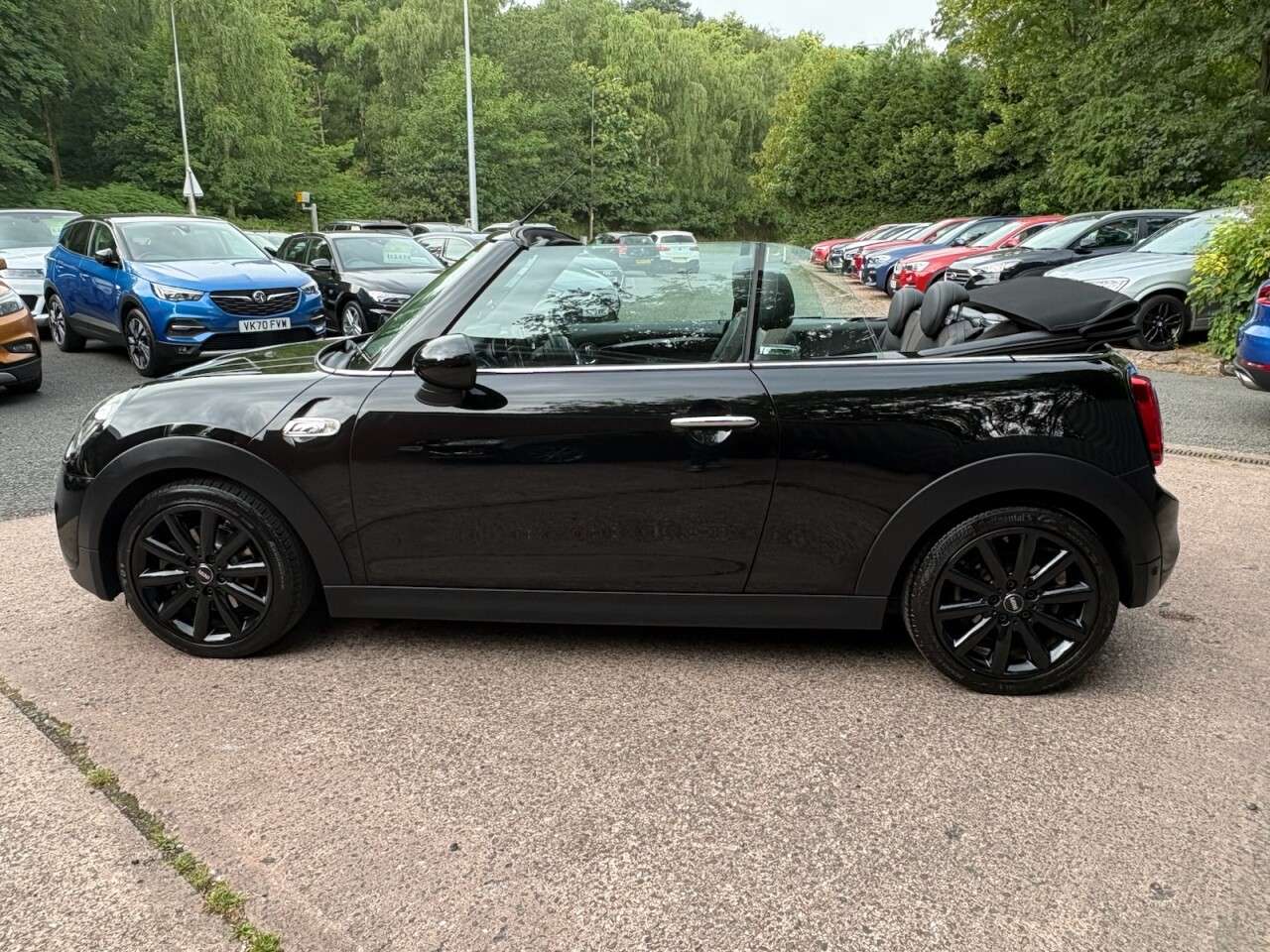 2019 MINI CONVERTIBLE 2019 MINI CONVERTIBLE