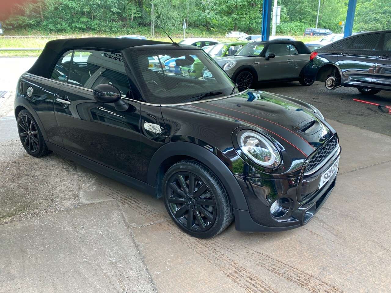 A 2019 MINI CONVERTIBLE 2.0 Cooper S Classic Convertible 2dr Petrol Manual Euro 6 (s/s) (192 ps) 6 A 2019 MINI CONVERTIBLE 2.0 Cooper S Classic Convertible 2dr Petrol Manual Euro 6 (s/s) (192 ps) 6