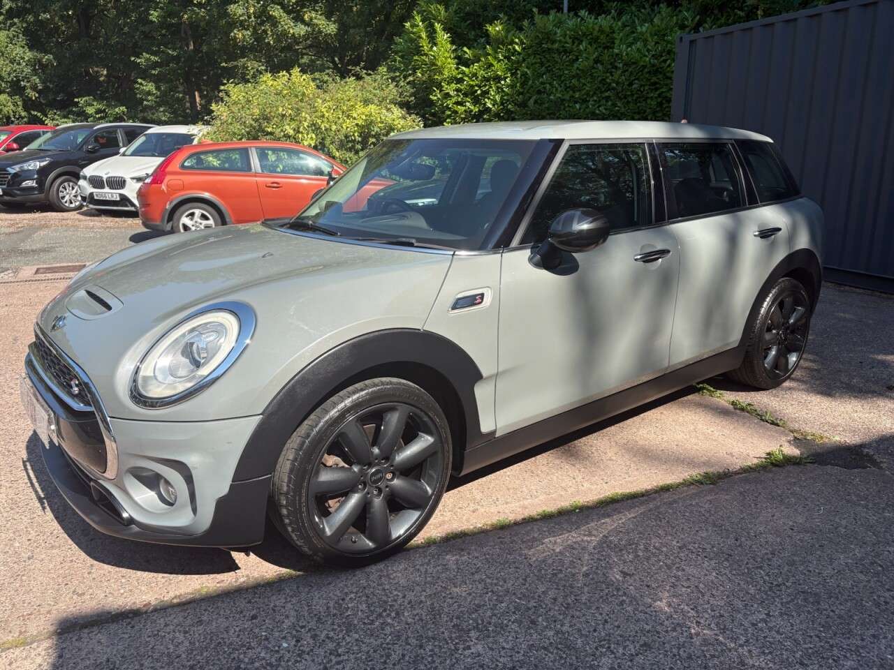 A 2017 MINI CLUBMAN 2.0 Cooper S Estate 6dr Petrol Manual Euro 6 (s/s) (192 ps) CRUISE-REVERSIN A 2017 MINI CLUBMAN 2.0 Cooper S Estate 6dr Petrol Manual Euro 6 (s/s) (192 ps) CRUISE-REVERSIN