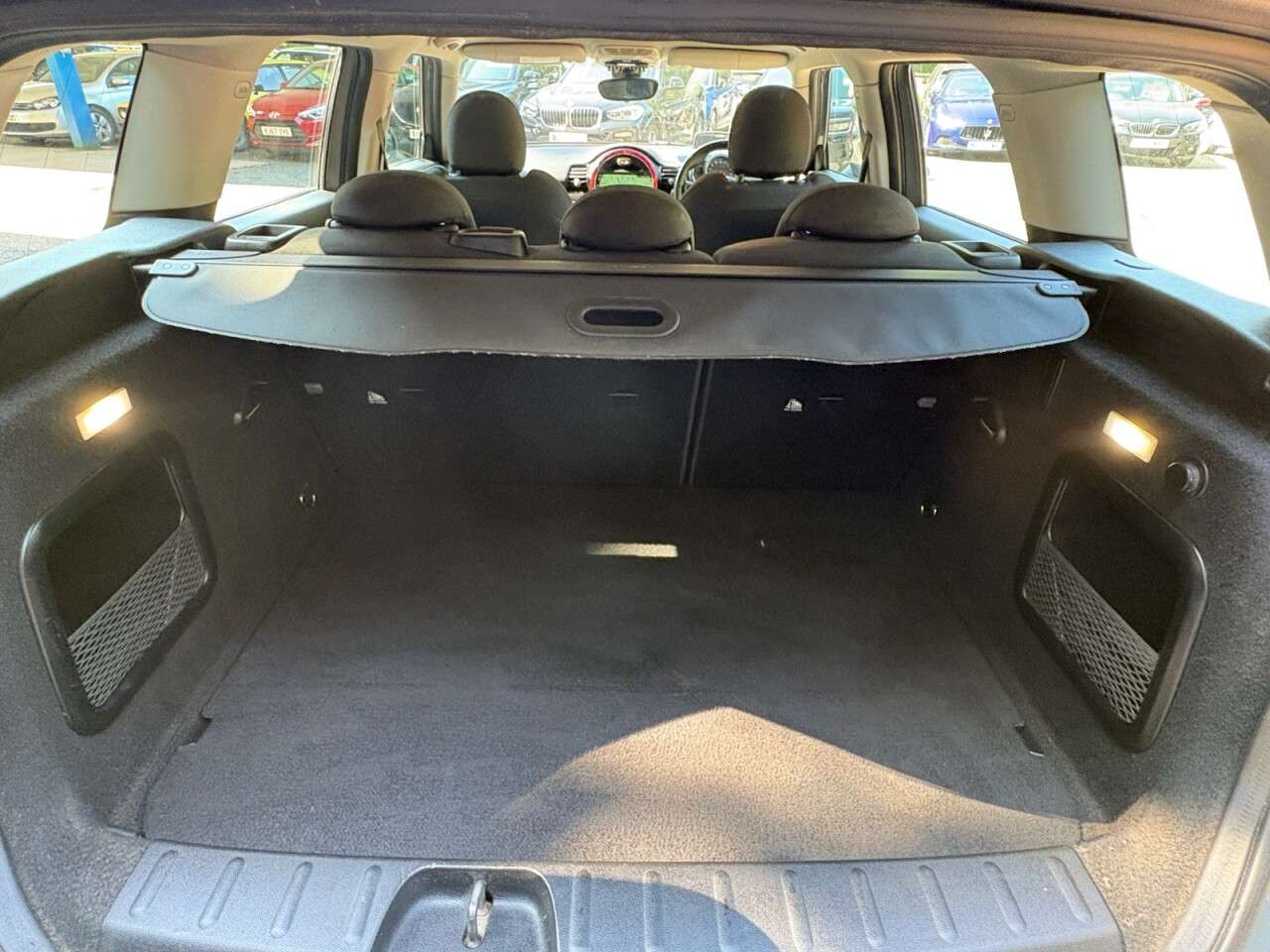 2017 MINI CLUBMAN 2017 MINI CLUBMAN