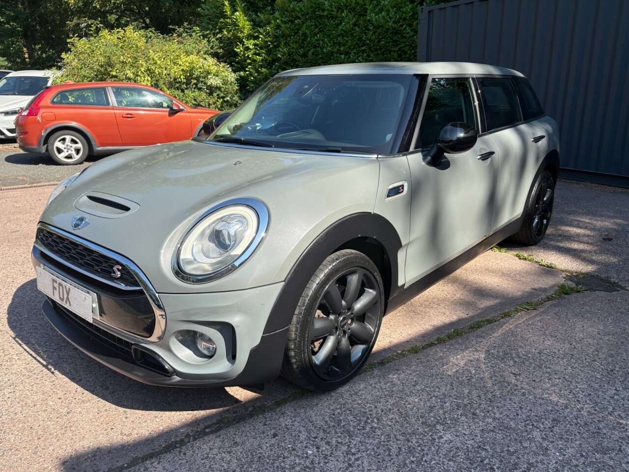 A 2017 MINI CLUBMAN 2.0 Cooper S Estate 6dr Petrol Manual Euro 6 (s/s) (192 ps) CRUISE-REVERSIN A 2017 MINI CLUBMAN 2.0 Cooper S Estate 6dr Petrol Manual Euro 6 (s/s) (192 ps) CRUISE-REVERSIN