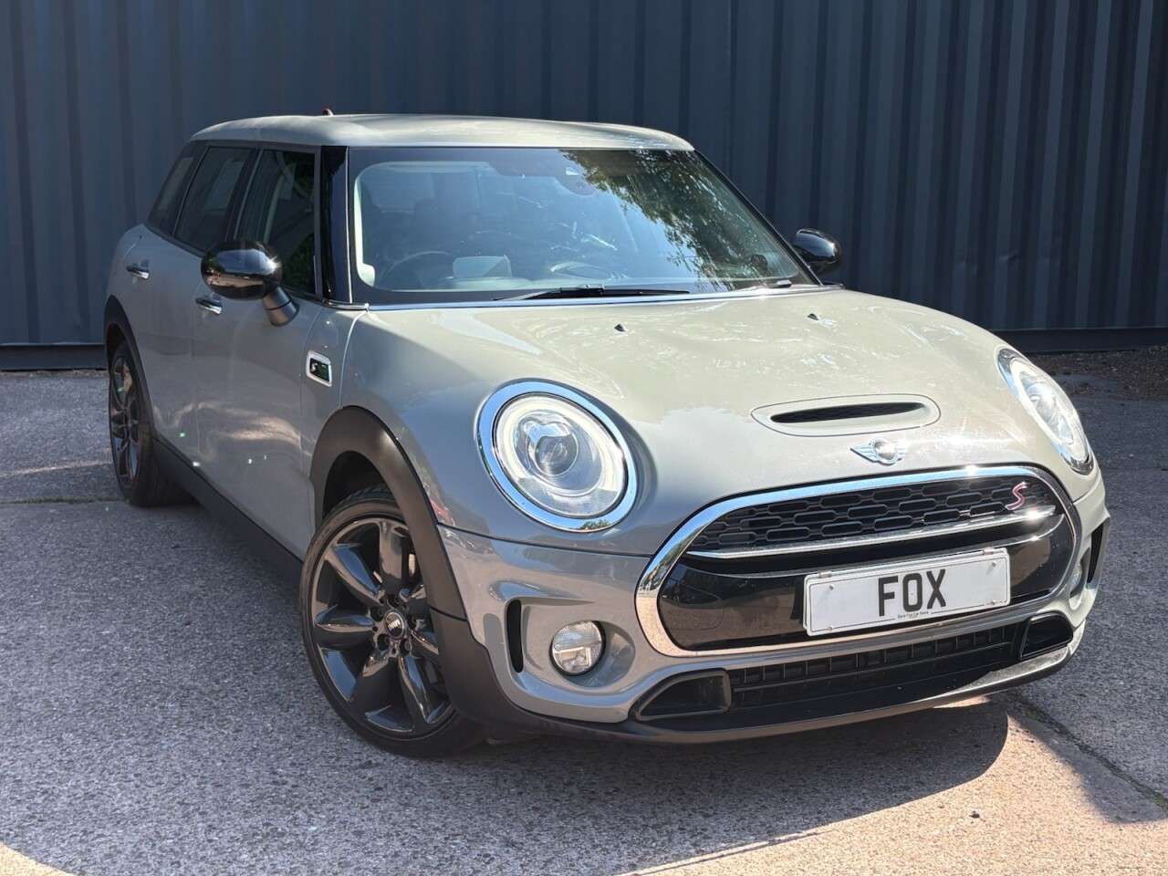 A 2017 MINI CLUBMAN 2.0 Cooper S Estate 6dr Petrol Manual Euro 6 (s/s) (192 ps) CRUISE-REVERSIN A 2017 MINI CLUBMAN 2.0 Cooper S Estate 6dr Petrol Manual Euro 6 (s/s) (192 ps) CRUISE-REVERSIN