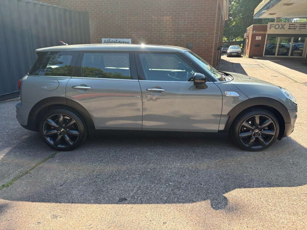 2017 MINI CLUBMAN 2017 MINI CLUBMAN