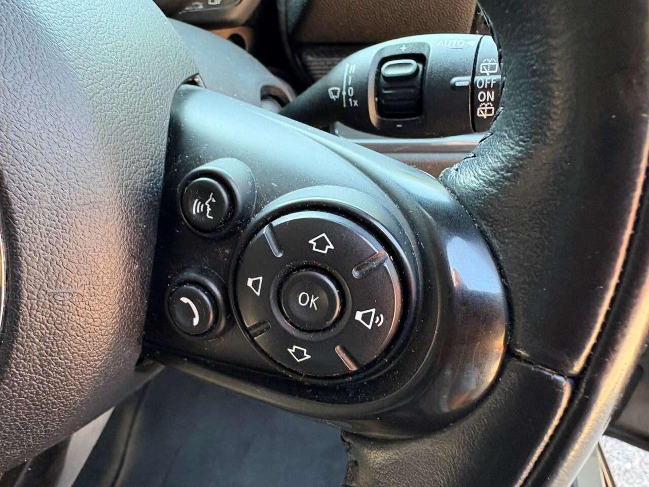 2017 MINI CLUBMAN 2017 MINI CLUBMAN