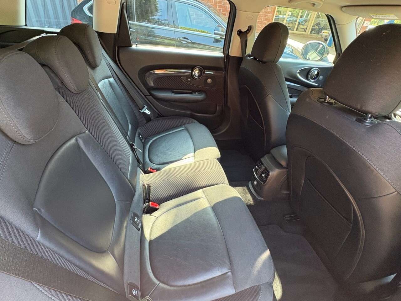 2017 MINI CLUBMAN 2017 MINI CLUBMAN