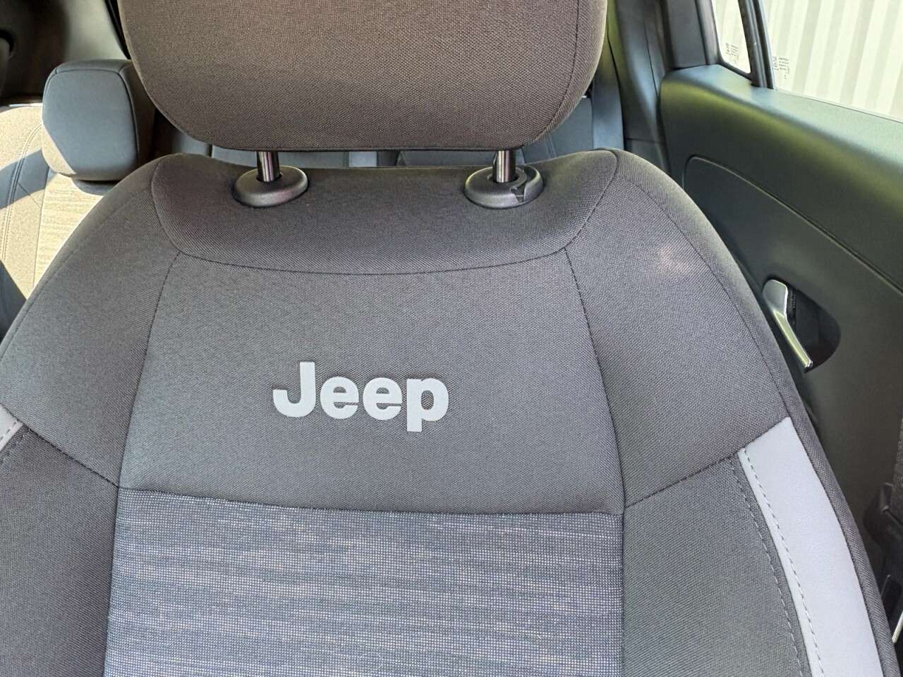 2025 JEEP AVENGER 2025 JEEP AVENGER