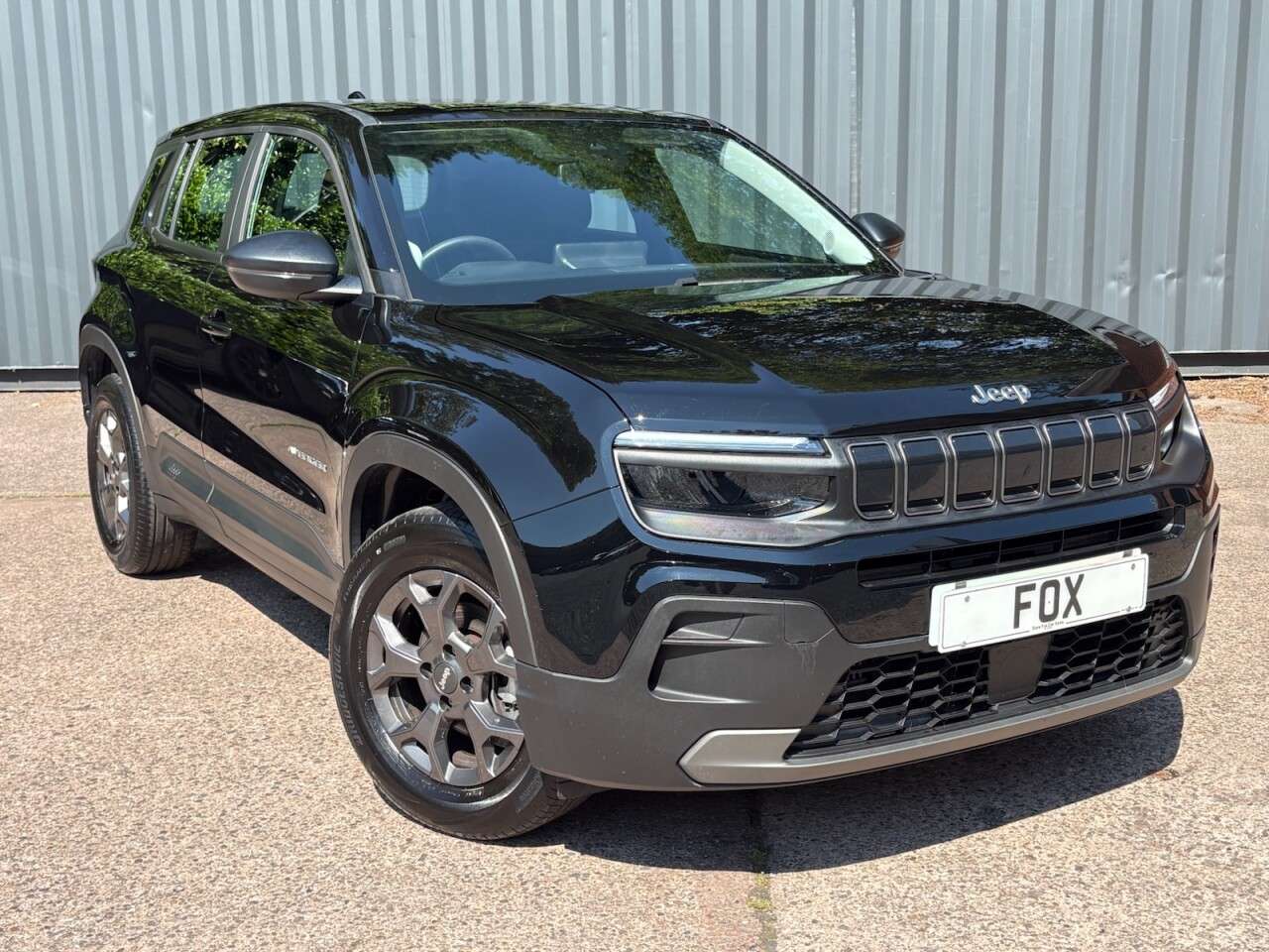 A 2025 JEEP AVENGER 1.2 Longitude SUV 5dr Petrol Manual Euro 6 (s/s) (100 ps) SAT NAV-BLUETOOTH A 2025 JEEP AVENGER 1.2 Longitude SUV 5dr Petrol Manual Euro 6 (s/s) (100 ps) SAT NAV-BLUETOOTH