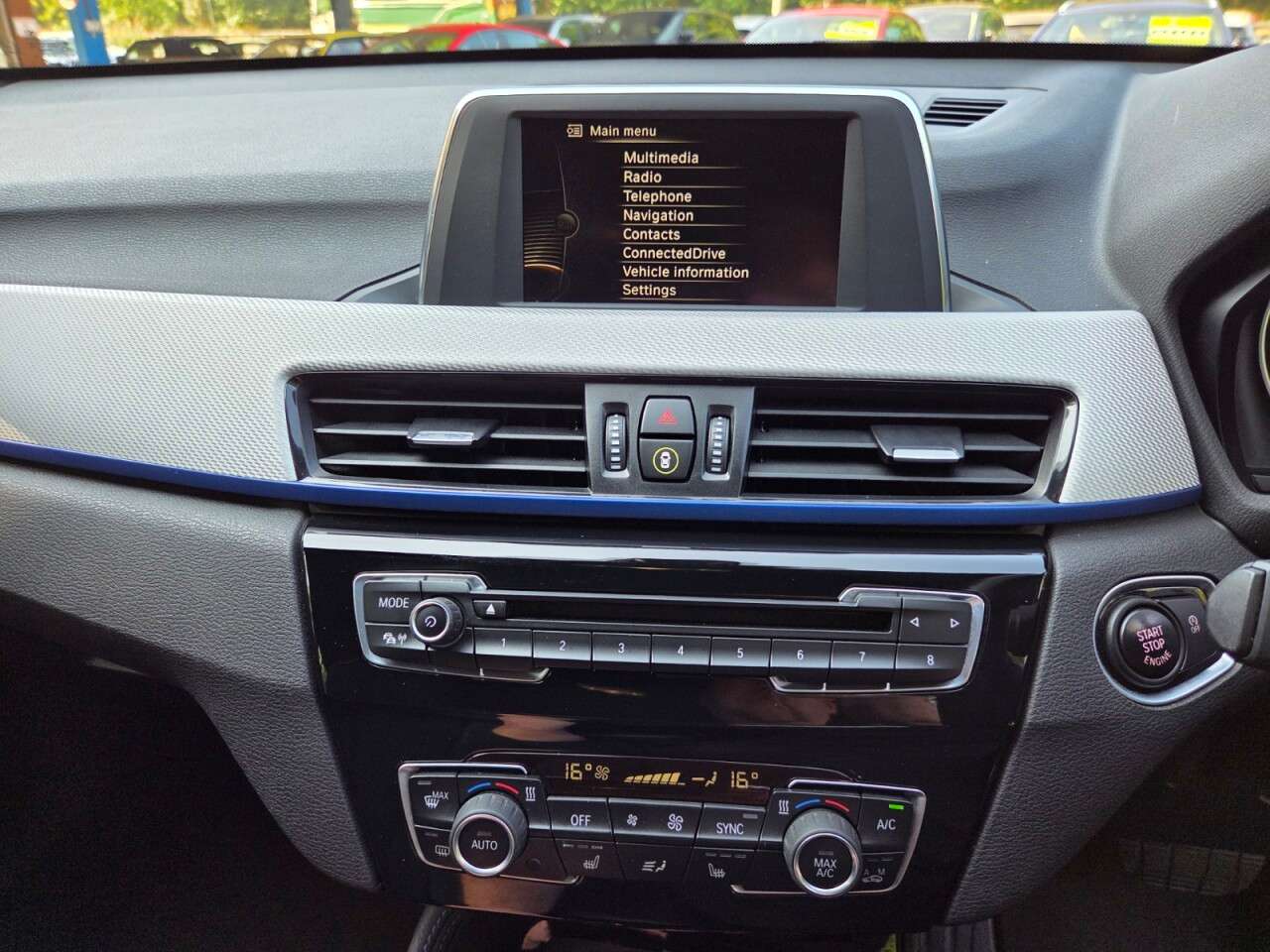 2016 BMW X1 2016 BMW X1