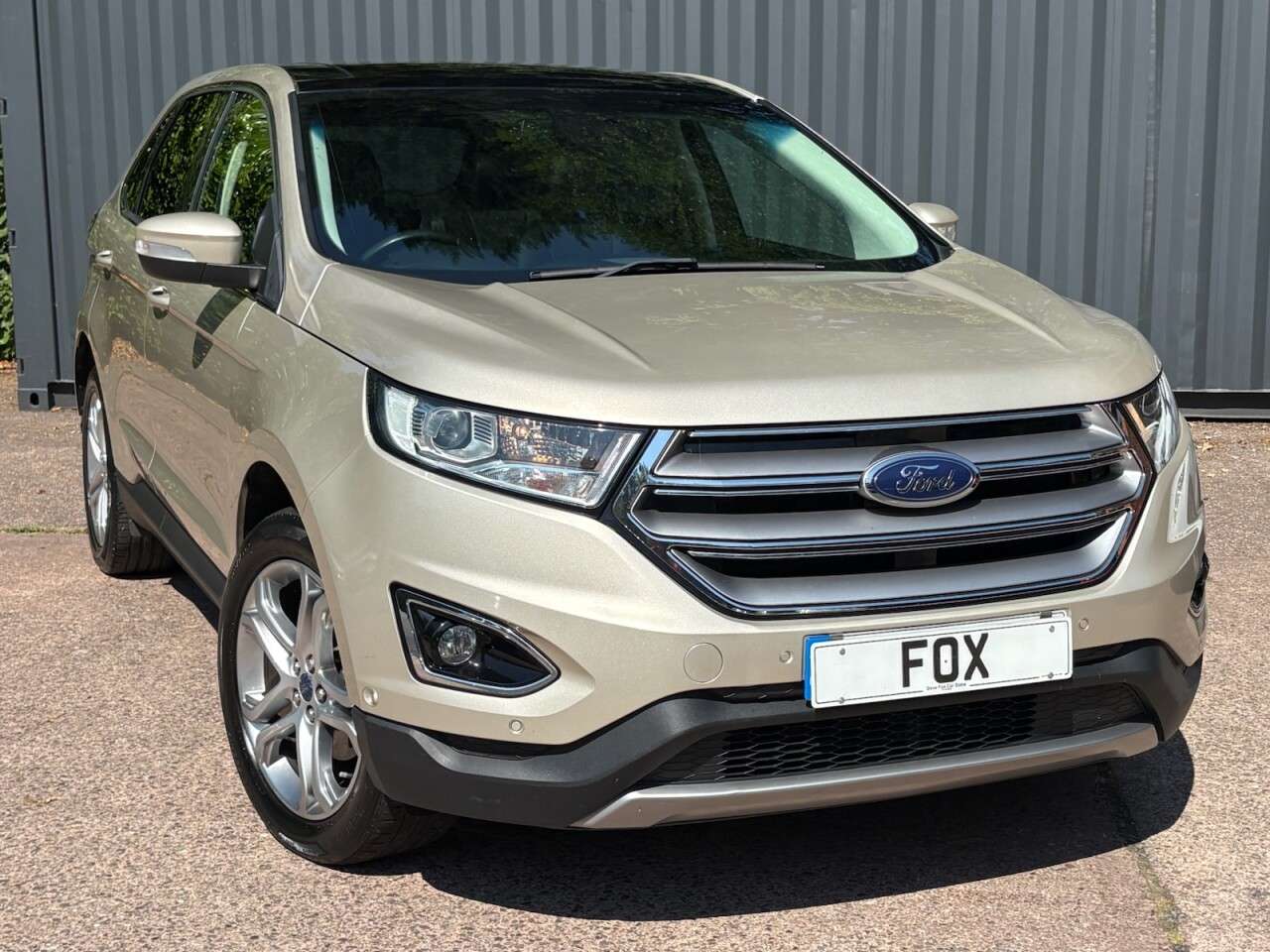 A 2016 FORD EDGE 2.0 TDCi Titanium SUV 5dr Diesel Powershift AWD Euro 6 (s/s) (210 ps) PAN R A 2016 FORD EDGE 2.0 TDCi Titanium SUV 5dr Diesel Powershift AWD Euro 6 (s/s) (210 ps) PAN R