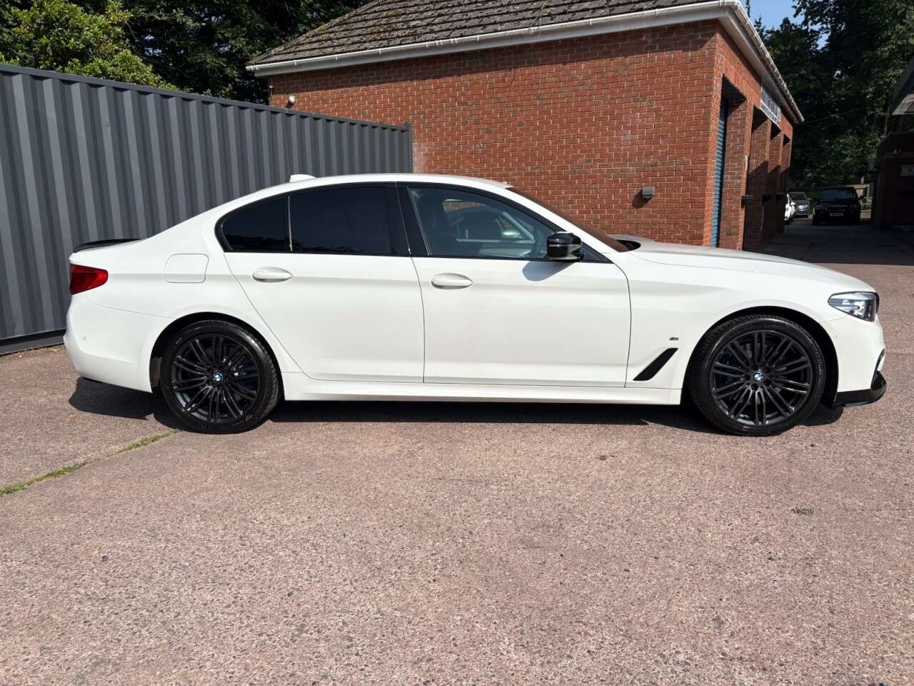 2018 BMW 5 SERIES 2018 BMW 5 SERIES