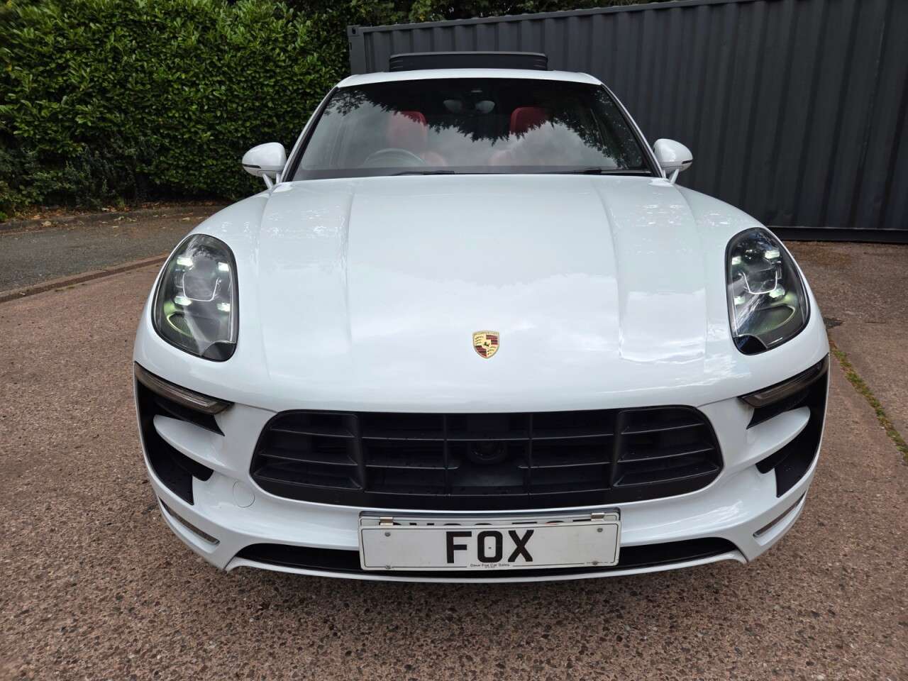 A 2016 PORSCHE MACAN 3.0T V6 GTS SUV 5dr Petrol PDK 4WD Euro 6 (s/s) (360 ps) 20INCH ALLOYS-SAT A 2016 PORSCHE MACAN 3.0T V6 GTS SUV 5dr Petrol PDK 4WD Euro 6 (s/s) (360 ps) 20INCH ALLOYS-SAT