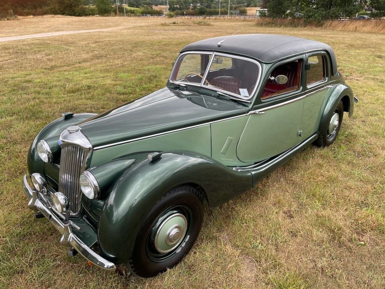 A 1952 RILEY RM SERIES DRIVES BEAUTIFULLY A 1952 RILEY RM SERIES DRIVES BEAUTIFULLY