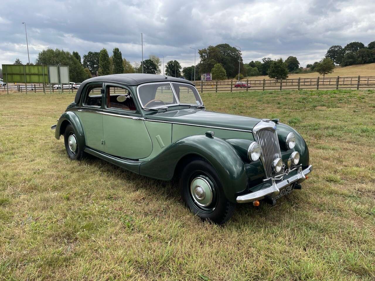A 1952 RILEY RM SERIES DRIVES BEAUTIFULLY A 1952 RILEY RM SERIES DRIVES BEAUTIFULLY