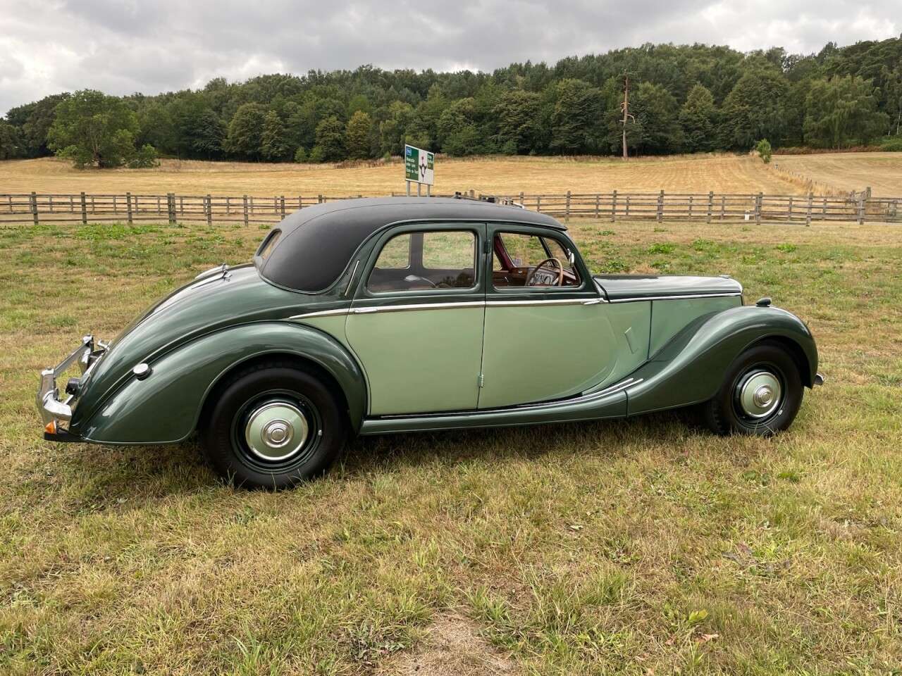 A 1952 RILEY RM SERIES DRIVES BEAUTIFULLY A 1952 RILEY RM SERIES DRIVES BEAUTIFULLY