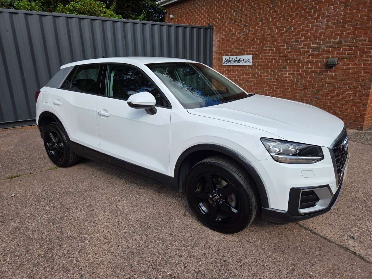 A 2020 AUDI Q2 1.0 TFSI 30 Sport SUV 5dr Petrol Manual Euro 6 (s/s) (116 ps) P/SENSORS-BLA A 2020 AUDI Q2 1.0 TFSI 30 Sport SUV 5dr Petrol Manual Euro 6 (s/s) (116 ps) P/SENSORS-BLA