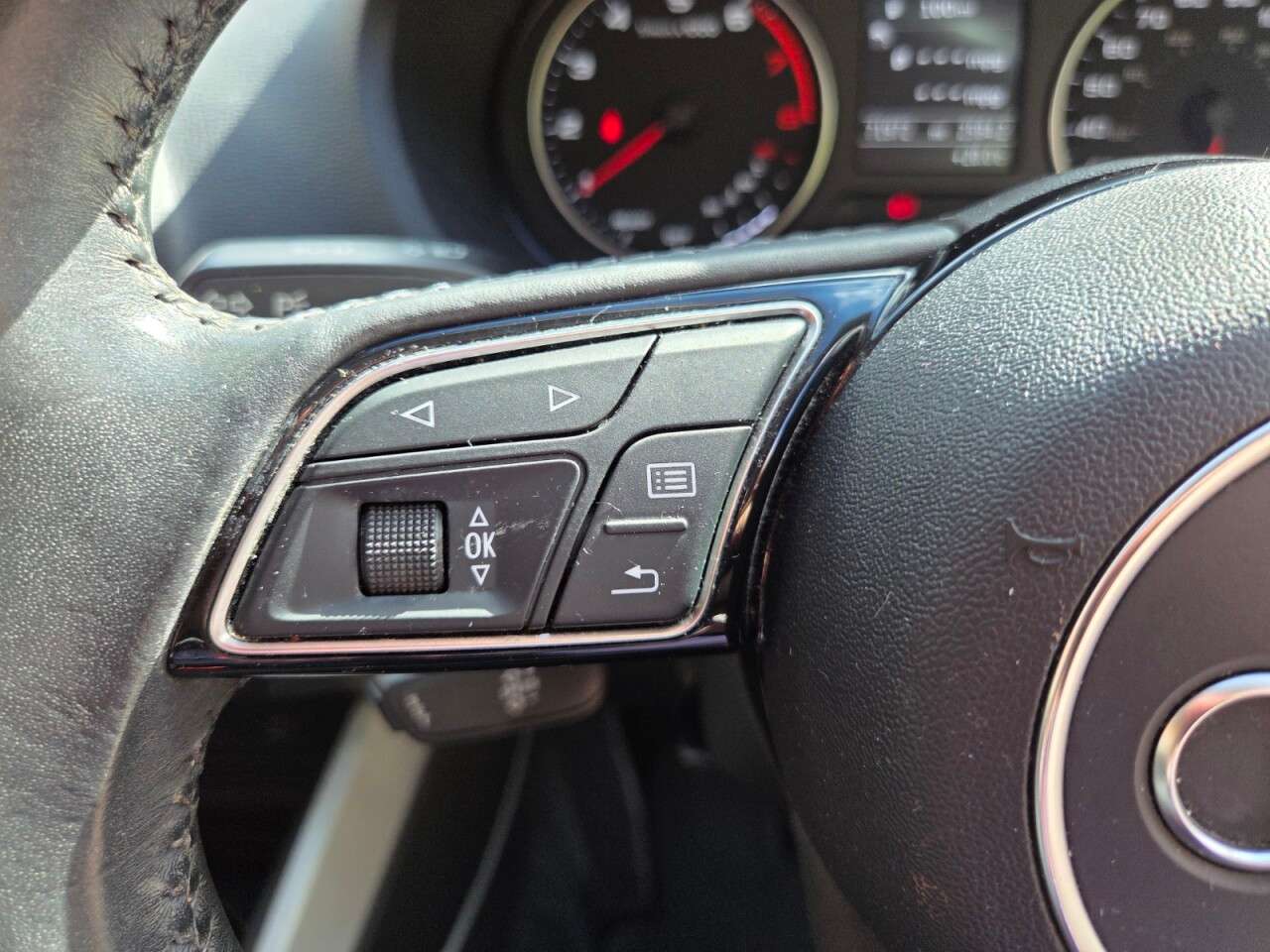 2020 AUDI Q2 2020 AUDI Q2