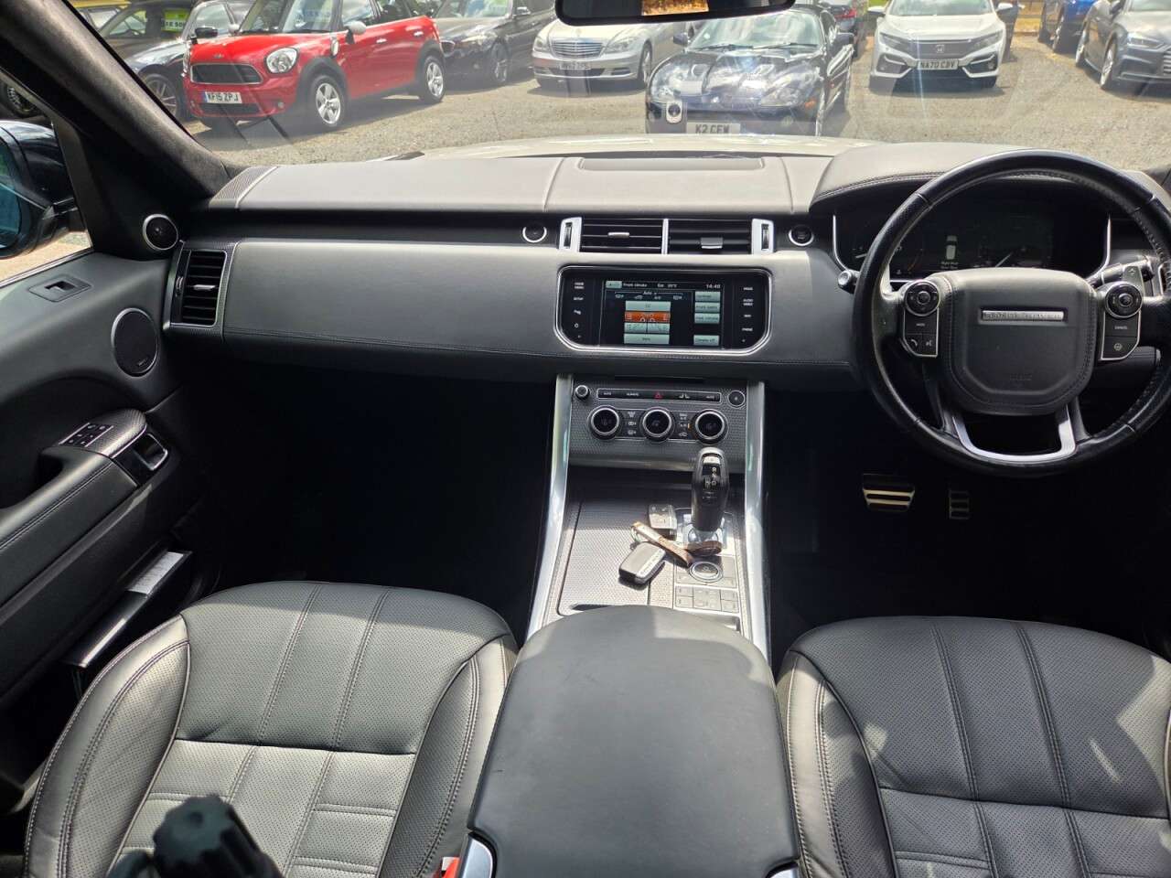 A 2015 LAND ROVER RANGE ROVER SPORT 3.0 SD V6 Autobiography Dynamic SUV 5dr Diesel Auto 4WD Euro 5 (s/s) (306 p A 2015 LAND ROVER RANGE ROVER SPORT 3.0 SD V6 Autobiography Dynamic SUV 5dr Diesel Auto 4WD Euro 5 (s/s) (306 p