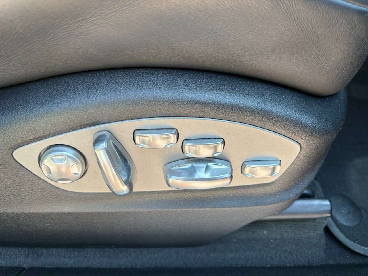 2017 PORSCHE MACAN 2017 PORSCHE MACAN