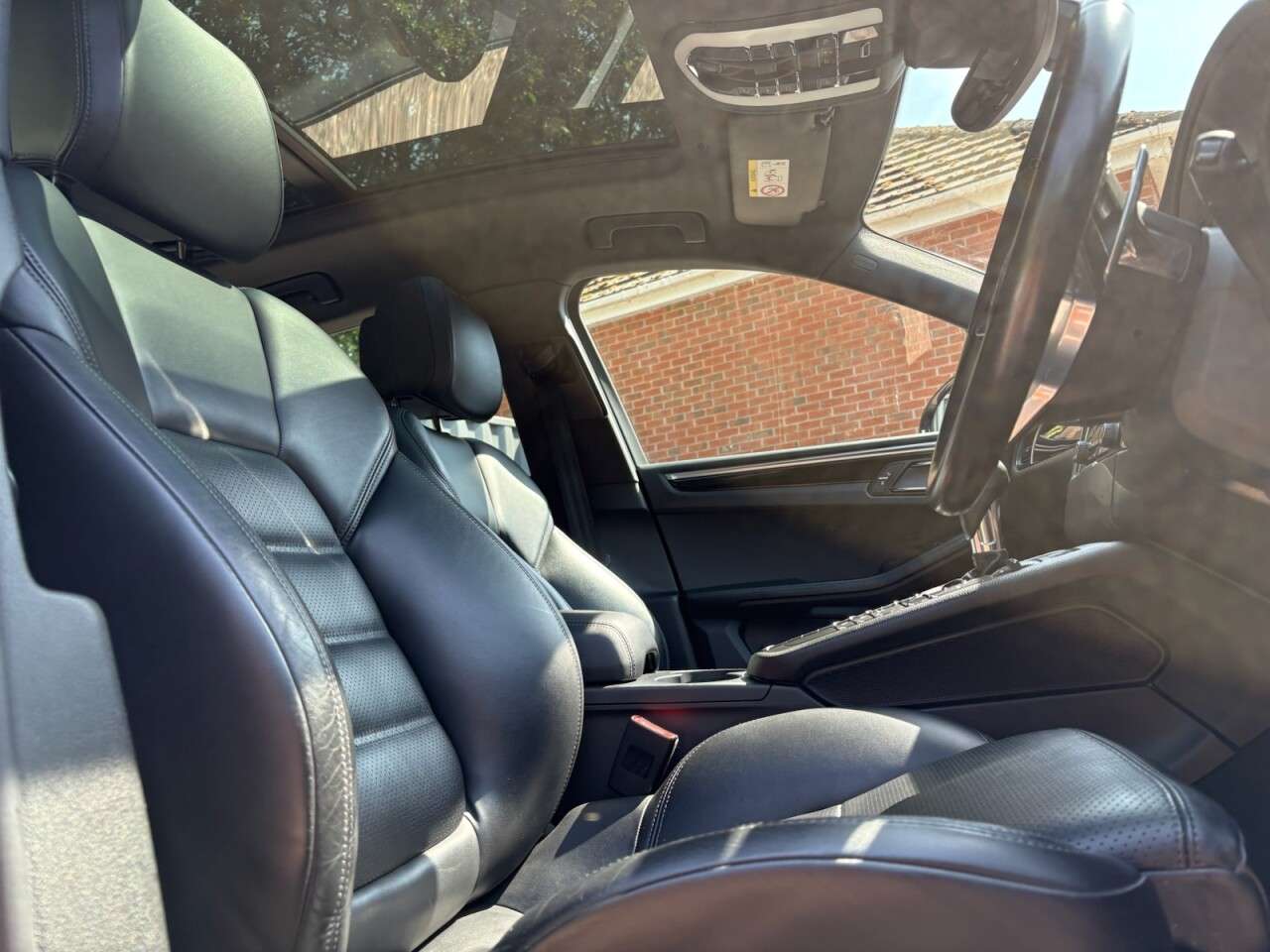 2017 PORSCHE MACAN 2017 PORSCHE MACAN
