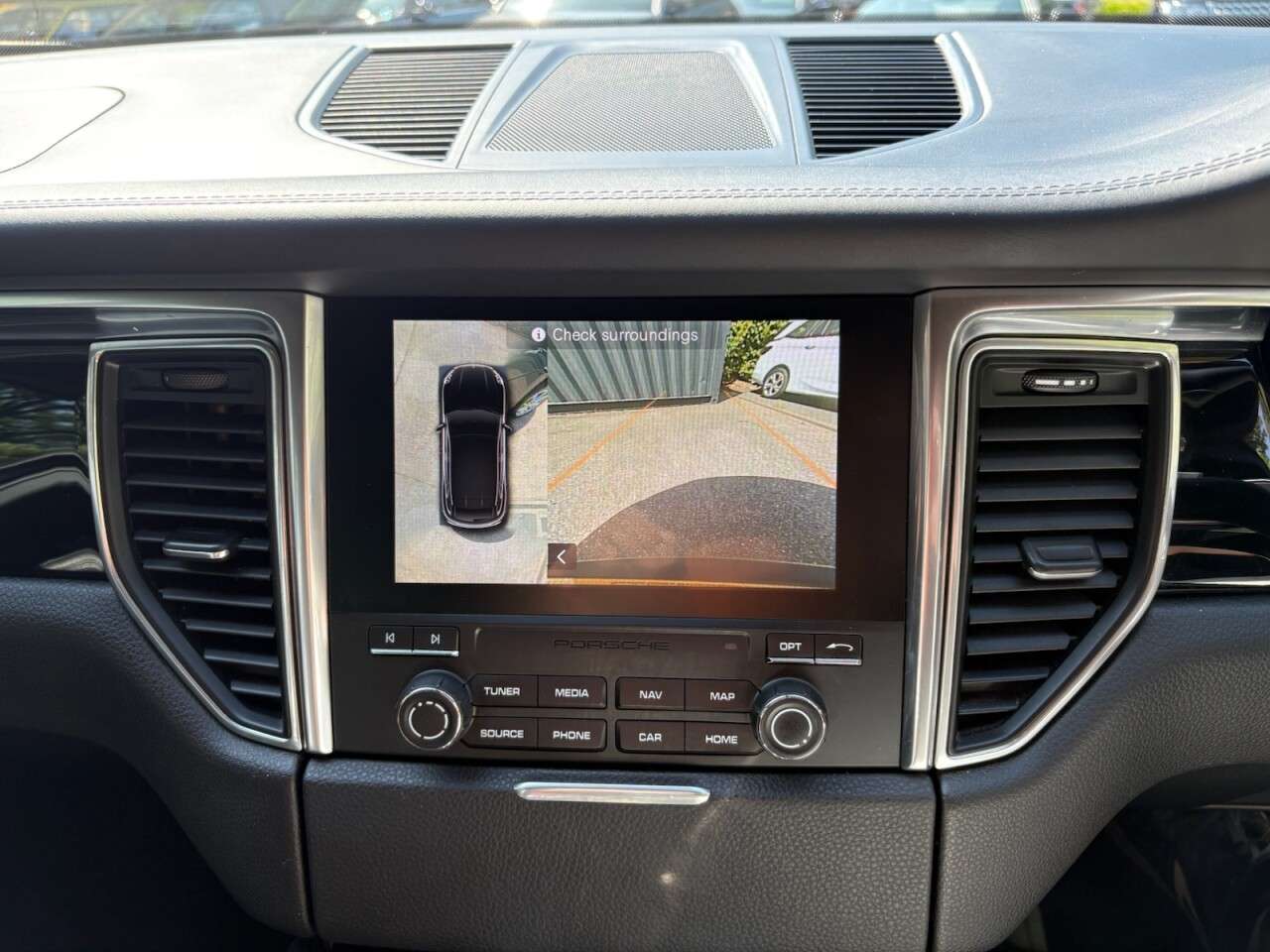 2017 PORSCHE MACAN 2017 PORSCHE MACAN