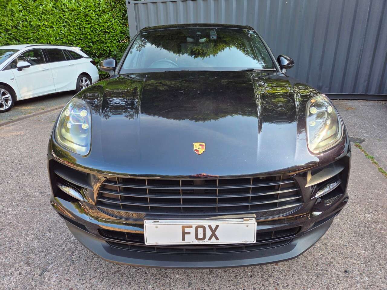 A 2019 PORSCHE MACAN 2.0T SUV 5dr Petrol PDK 4WD Euro 6 (s/s) (245 ps) SAT NAV,HIGH SPEC A 2019 PORSCHE MACAN 2.0T SUV 5dr Petrol PDK 4WD Euro 6 (s/s) (245 ps) SAT NAV,HIGH SPEC