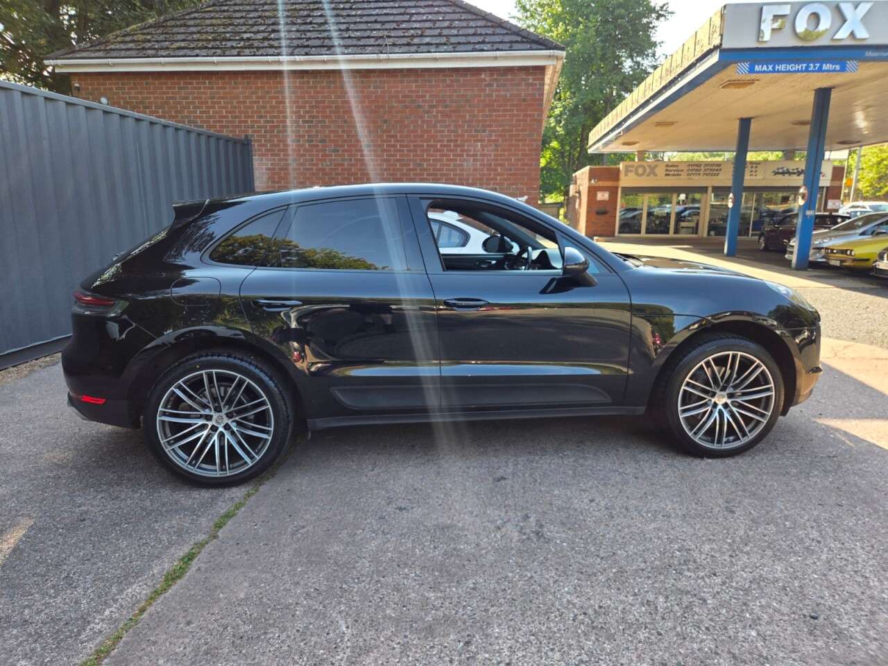 2019 PORSCHE MACAN 2019 PORSCHE MACAN