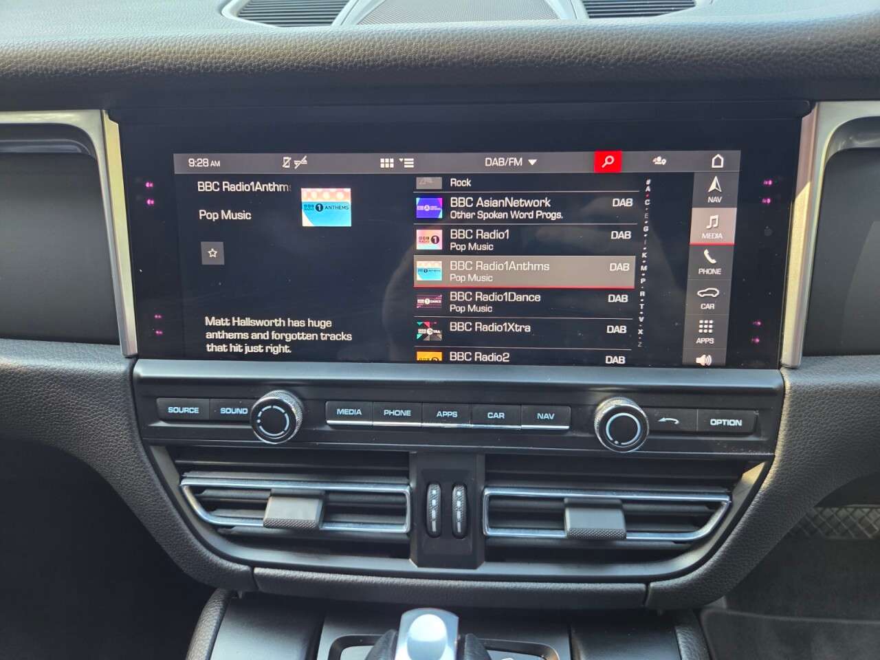 2019 PORSCHE MACAN 2019 PORSCHE MACAN