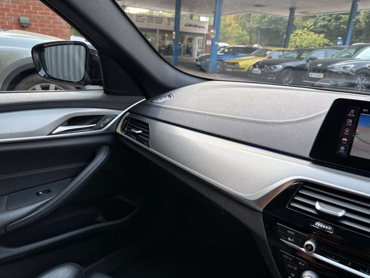 2020 BMW 5 SERIES 2020 BMW 5 SERIES