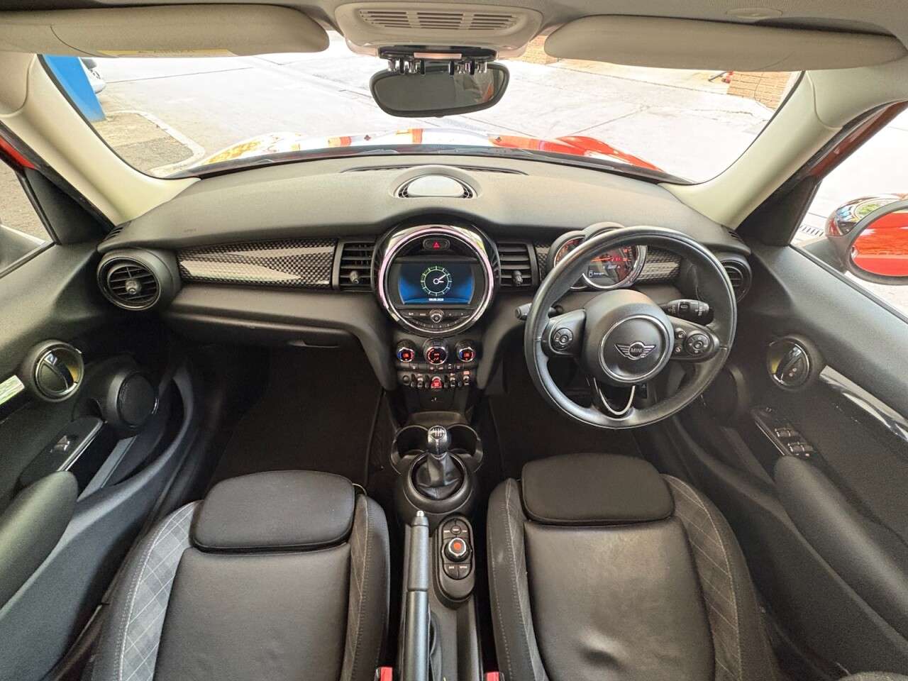 2018 MINI HATCH 2018 MINI HATCH
