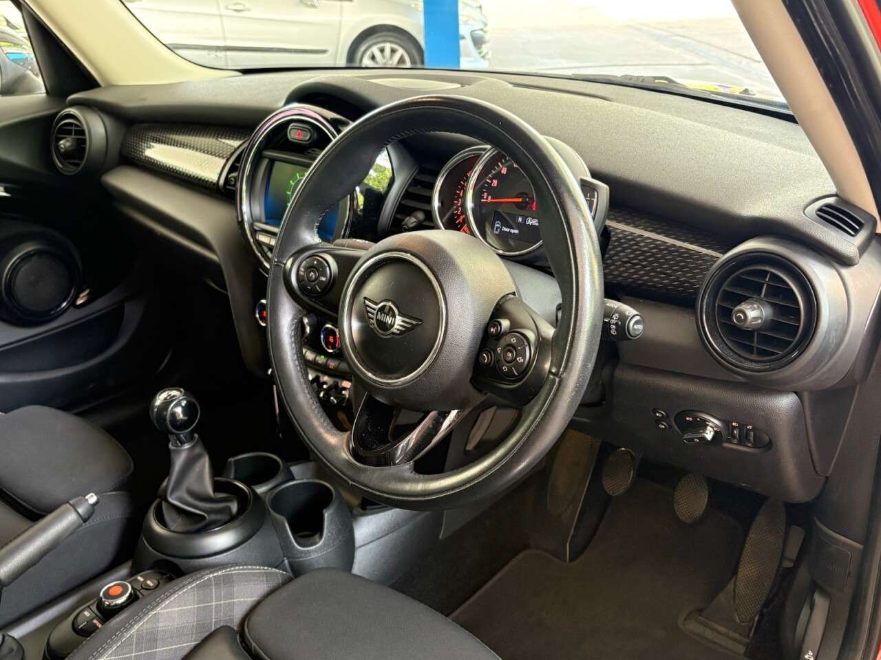 2018 MINI HATCH 2018 MINI HATCH