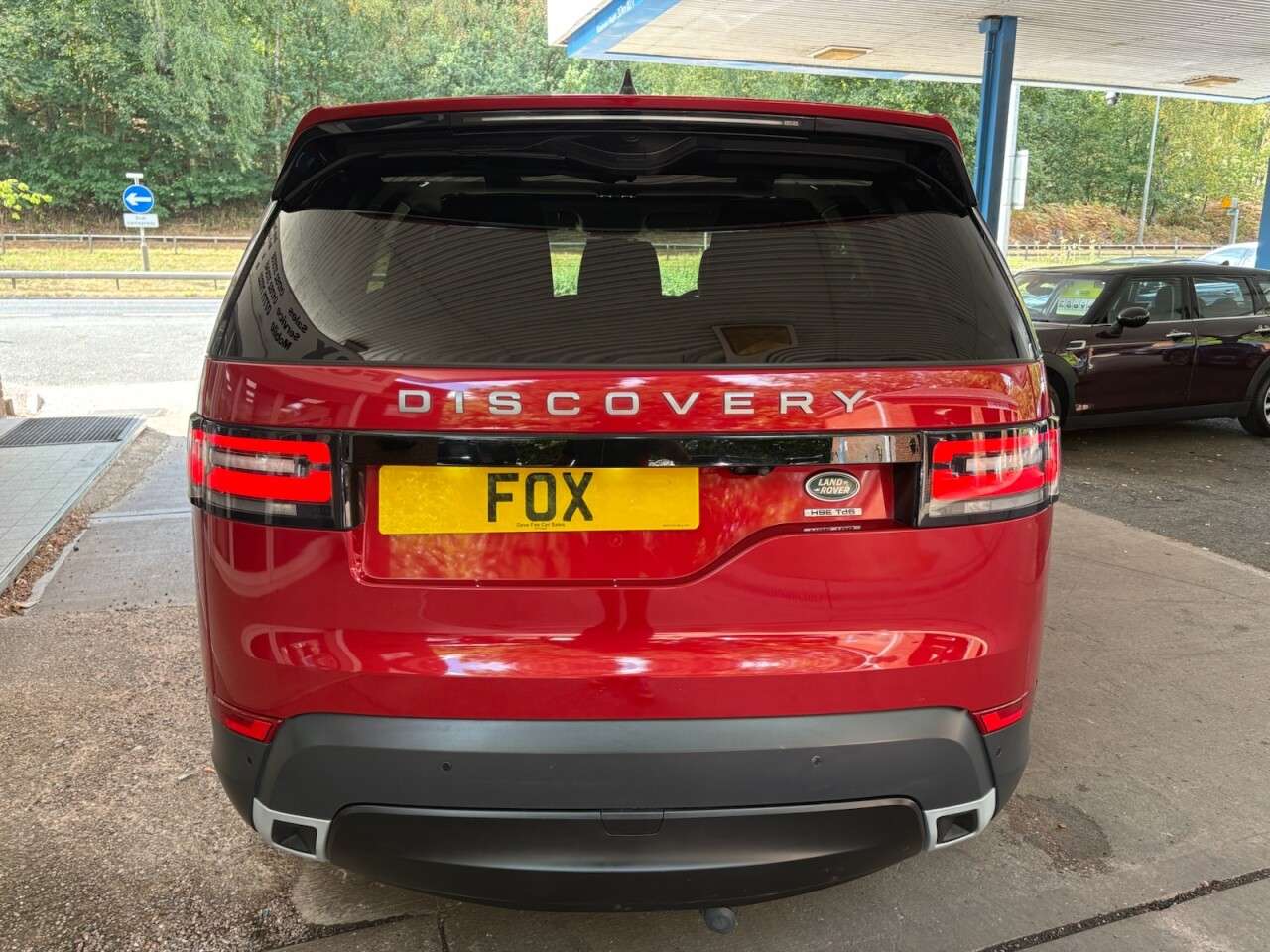 A 2017 LAND ROVER DISCOVERY 3.0 TD V6 HSE SUV 5dr Diesel Auto 4WD Euro 6 (s/s) (258 ps) REVERSING CAM-H A 2017 LAND ROVER DISCOVERY 3.0 TD V6 HSE SUV 5dr Diesel Auto 4WD Euro 6 (s/s) (258 ps) REVERSING CAM-H