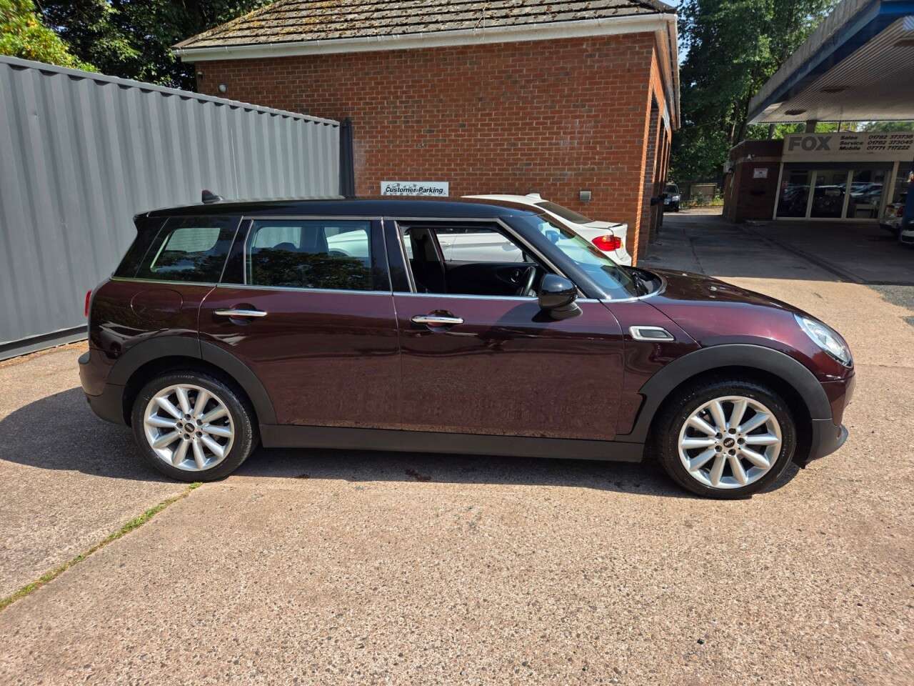 2016 MINI CLUBMAN 2016 MINI CLUBMAN