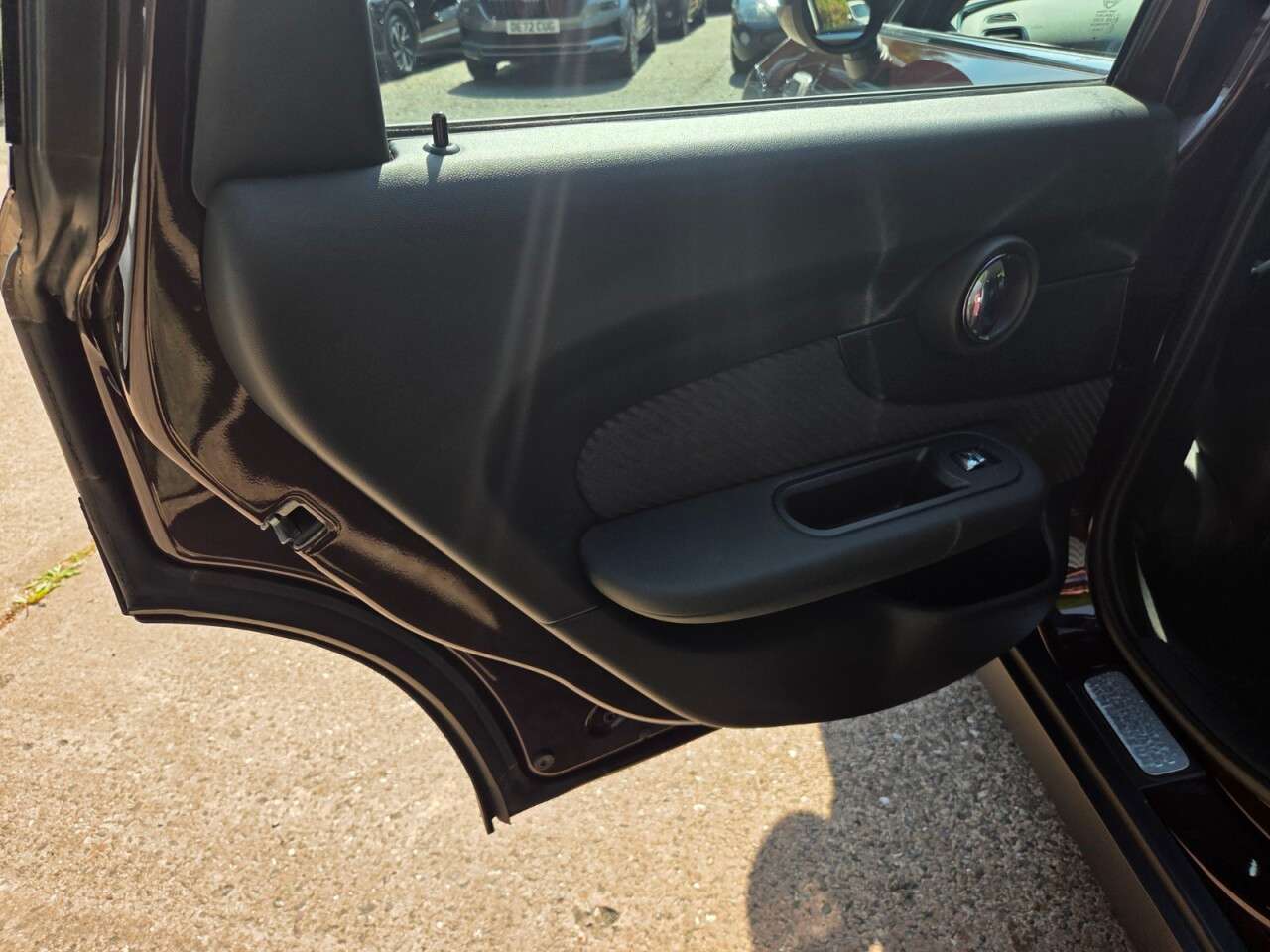 2016 MINI CLUBMAN 2016 MINI CLUBMAN