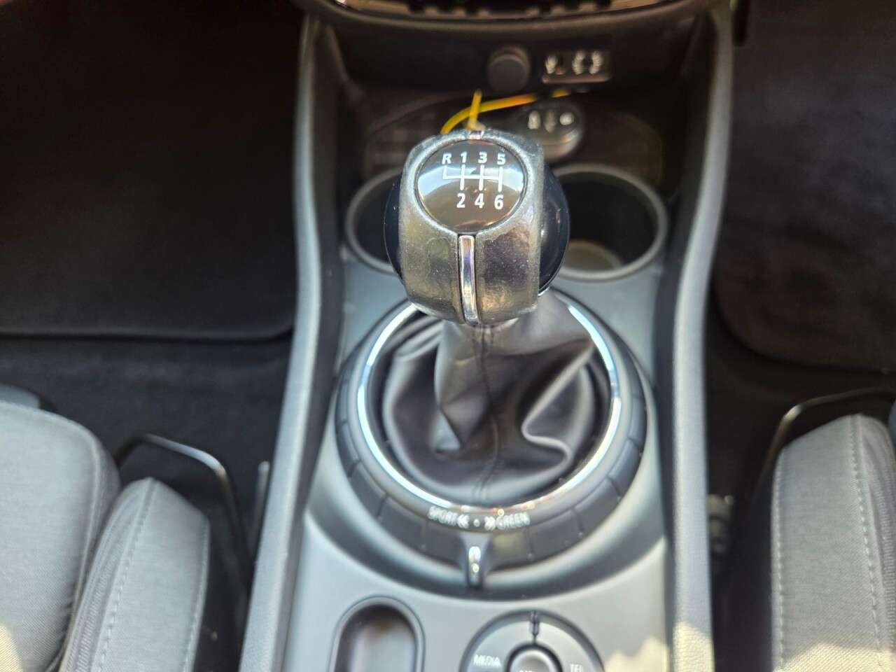 2016 MINI CLUBMAN 2016 MINI CLUBMAN