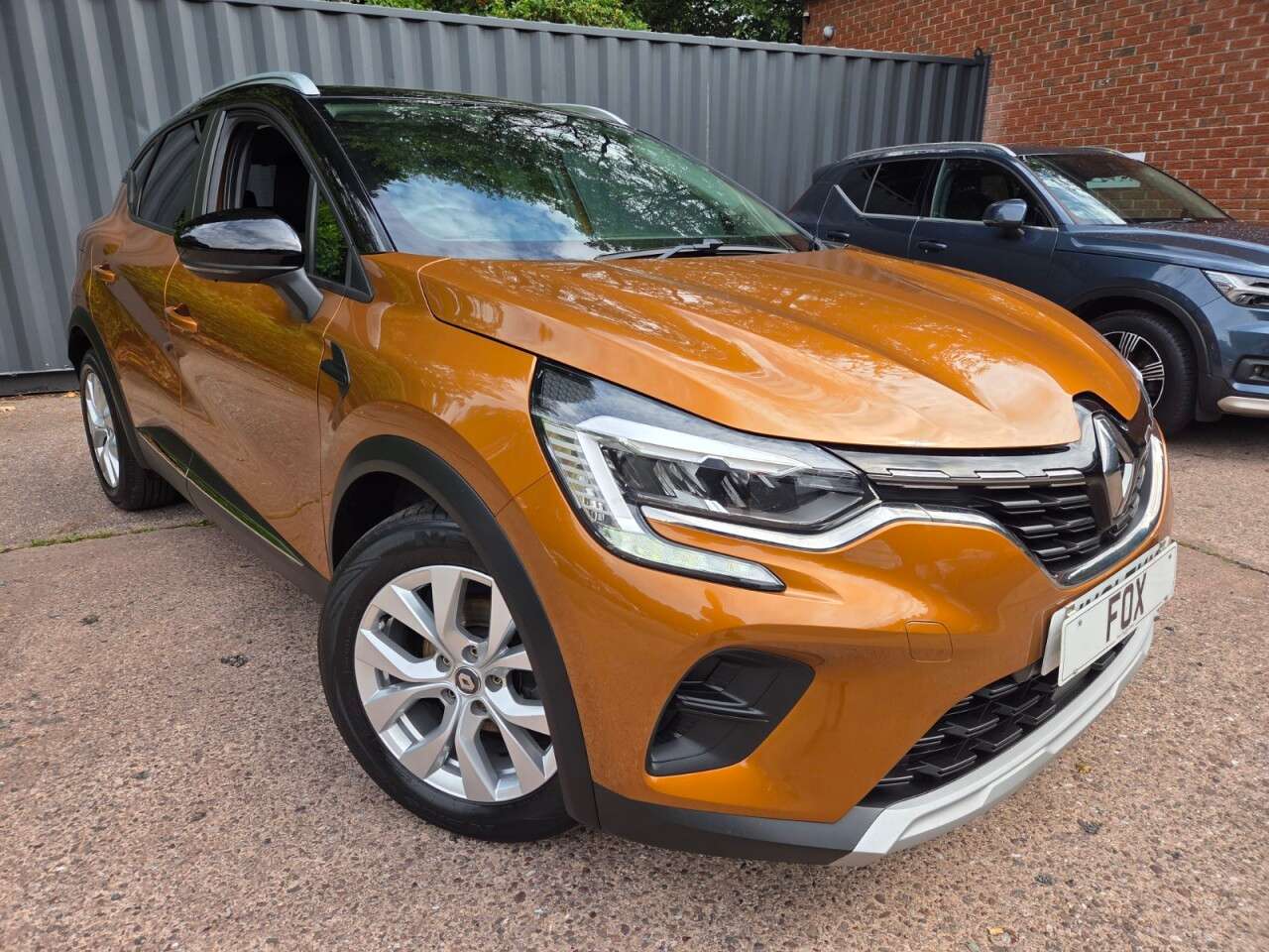 A 2021 RENAULT CAPTUR 1.0 TCe Iconic SUV 5dr Petrol Manual Euro 6 (s/s) (90 ps) SAT NAV,HIGH SPEC A 2021 RENAULT CAPTUR 1.0 TCe Iconic SUV 5dr Petrol Manual Euro 6 (s/s) (90 ps) SAT NAV,HIGH SPEC