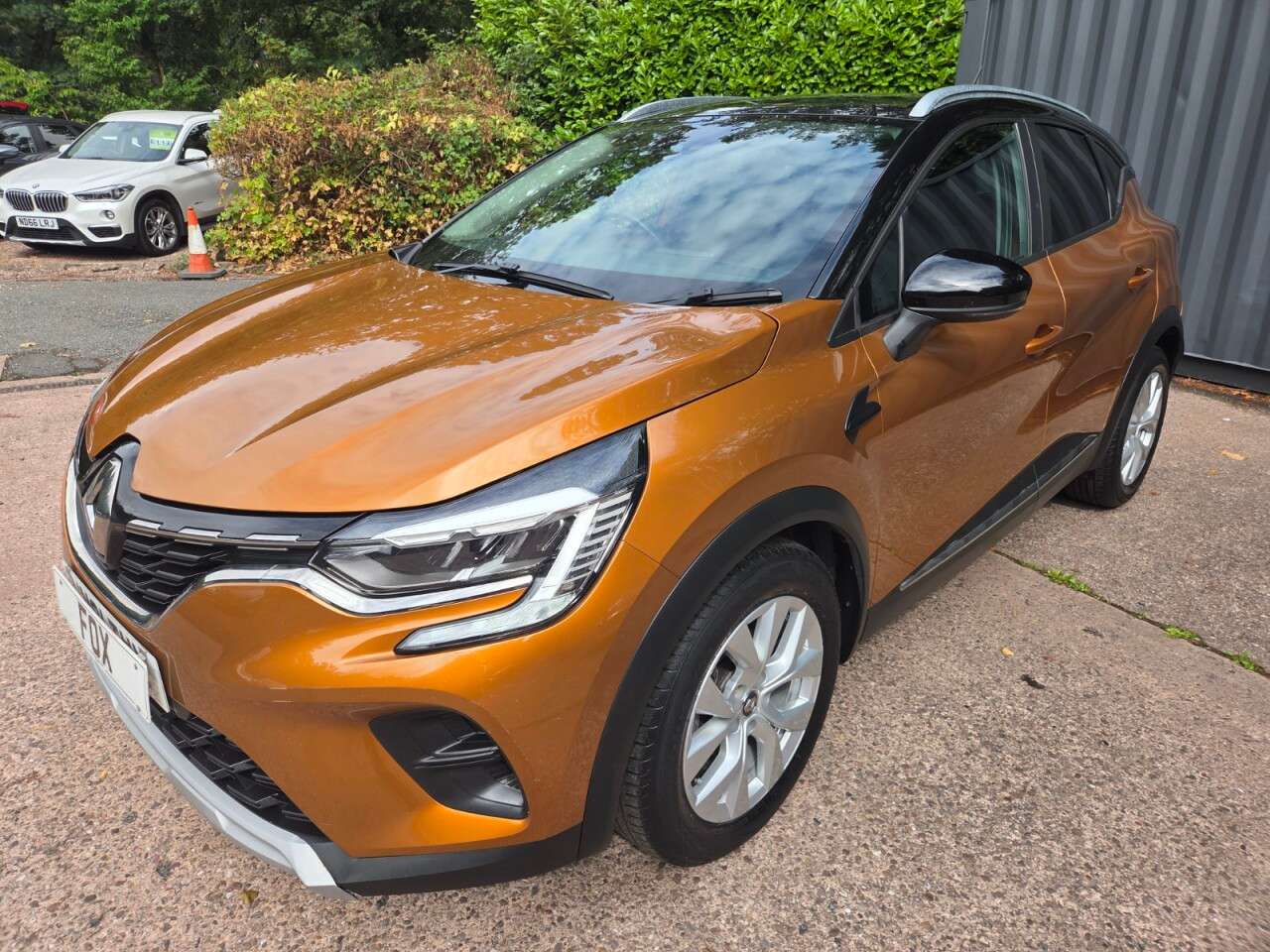 A 2021 RENAULT CAPTUR 1.0 TCe Iconic SUV 5dr Petrol Manual Euro 6 (s/s) (90 ps) SAT NAV,HIGH SPEC A 2021 RENAULT CAPTUR 1.0 TCe Iconic SUV 5dr Petrol Manual Euro 6 (s/s) (90 ps) SAT NAV,HIGH SPEC