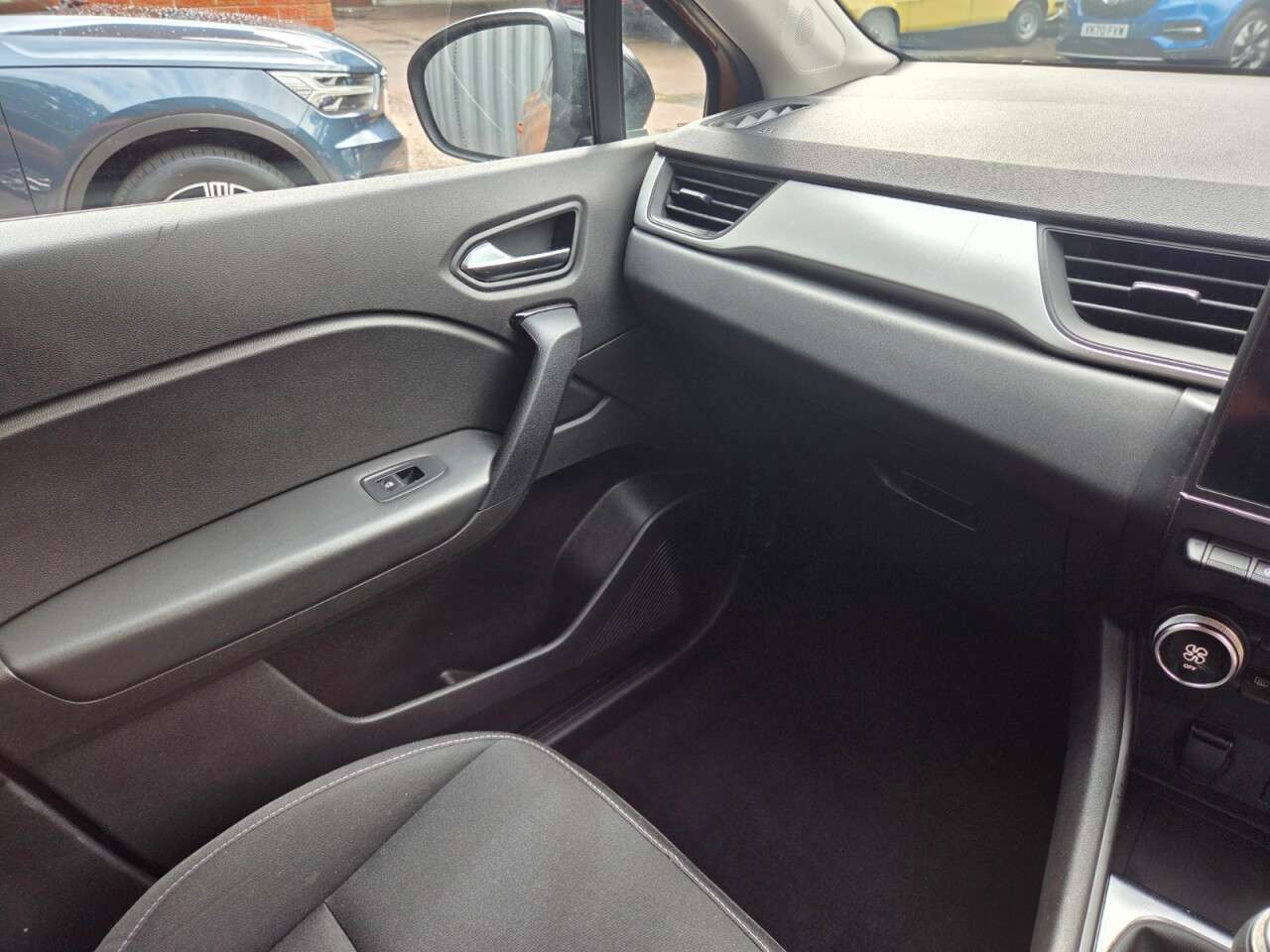 2021 RENAULT CAPTUR 2021 RENAULT CAPTUR