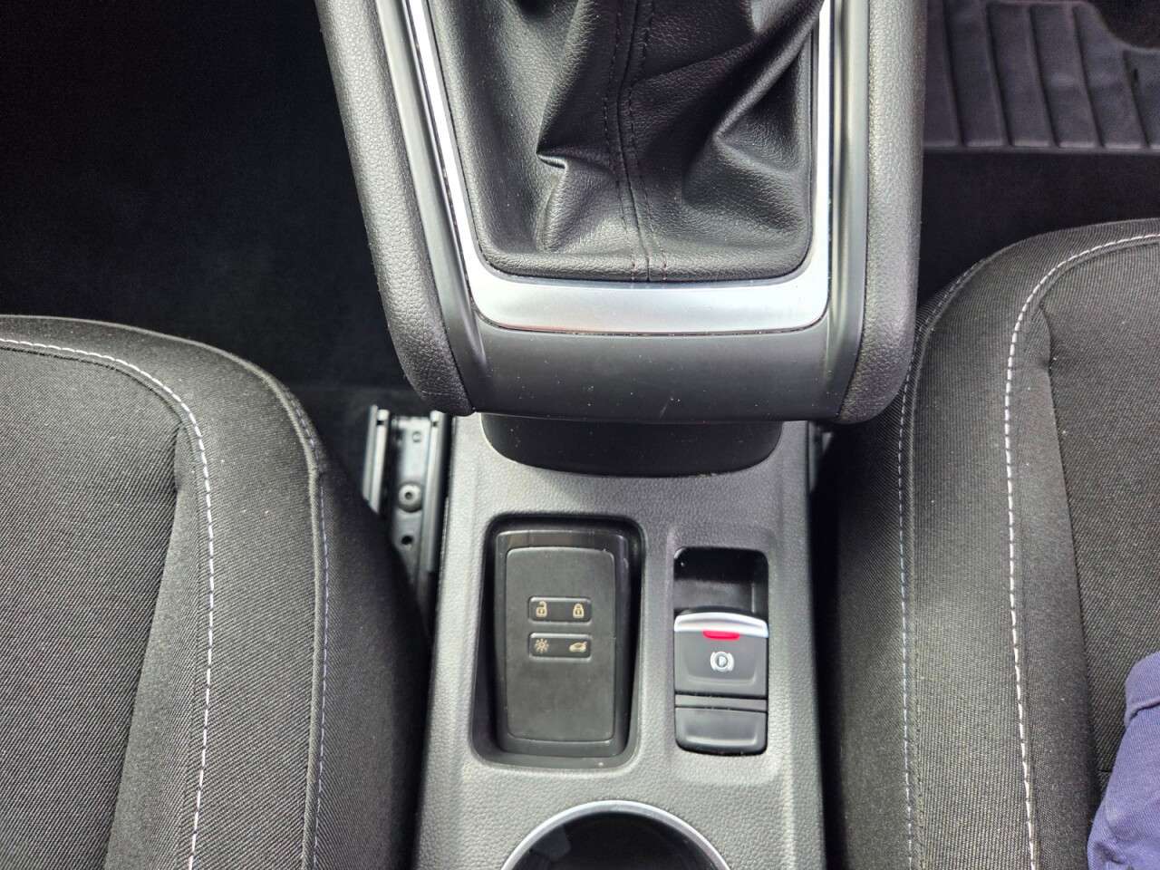 2021 RENAULT CAPTUR 2021 RENAULT CAPTUR