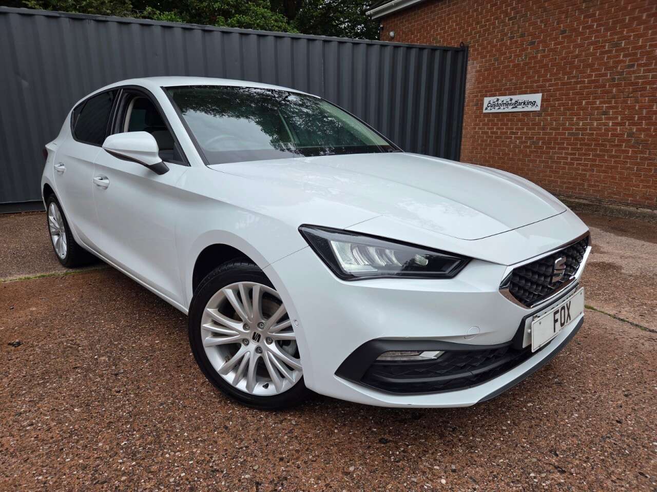 A 2021 SEAT LEON 1.0 TSI EVO SE Dynamic Hatchback 5dr Petrol Manual Euro 6 (s/s) (110 ps) CR A 2021 SEAT LEON 1.0 TSI EVO SE Dynamic Hatchback 5dr Petrol Manual Euro 6 (s/s) (110 ps) CR