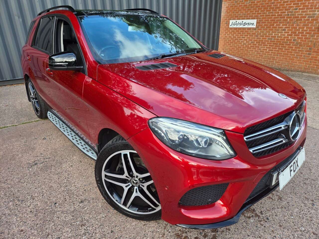 A 2017 MERCEDES-BENZ GLE 2.1 GLE250d AMG Line (Premium Plus) SUV 5dr Diesel G-Tronic 4MATIC Euro 6 ( A 2017 MERCEDES-BENZ GLE 2.1 GLE250d AMG Line (Premium Plus) SUV 5dr Diesel G-Tronic 4MATIC Euro 6 (