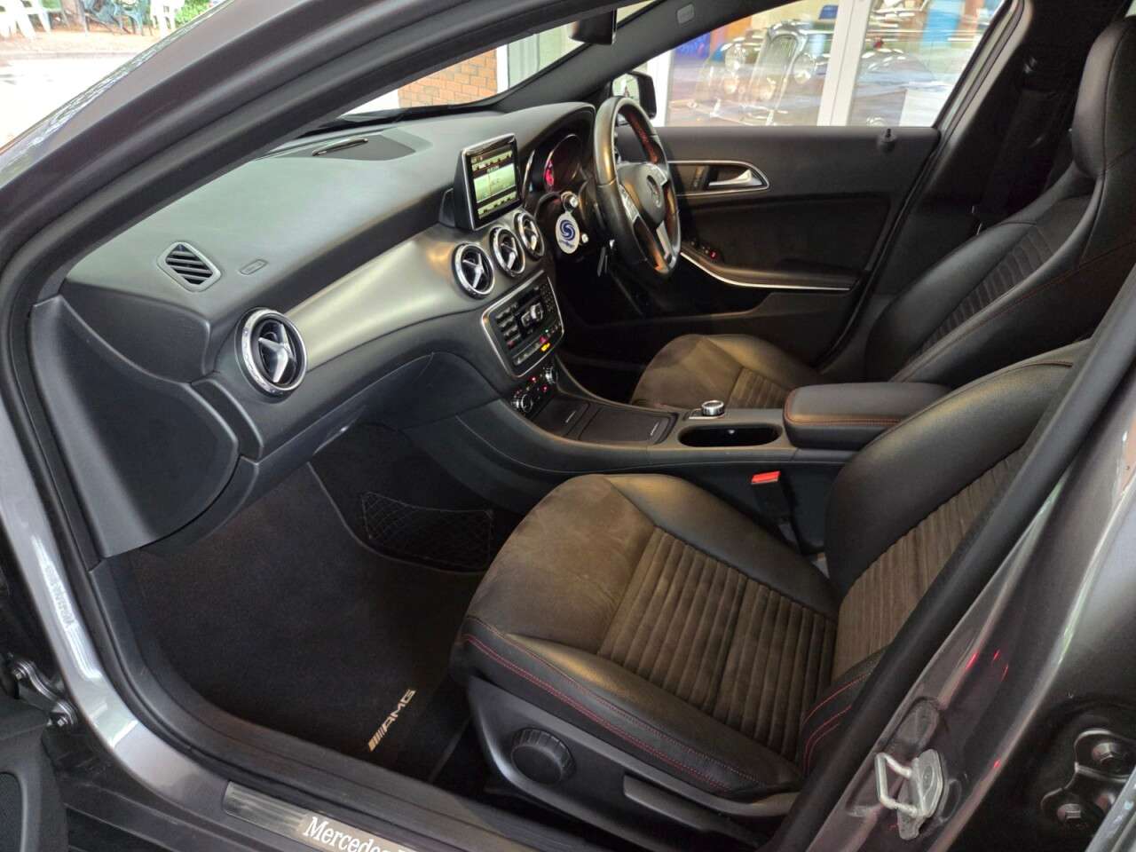 2015 MERCEDES-BENZ GLA 2015 MERCEDES-BENZ GLA