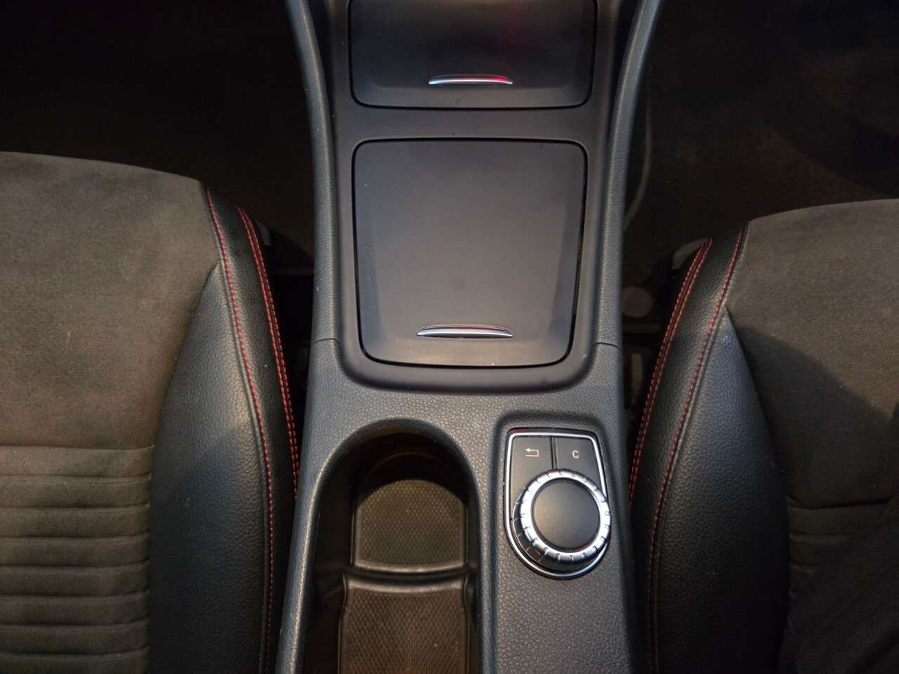 2015 MERCEDES-BENZ GLA 2015 MERCEDES-BENZ GLA