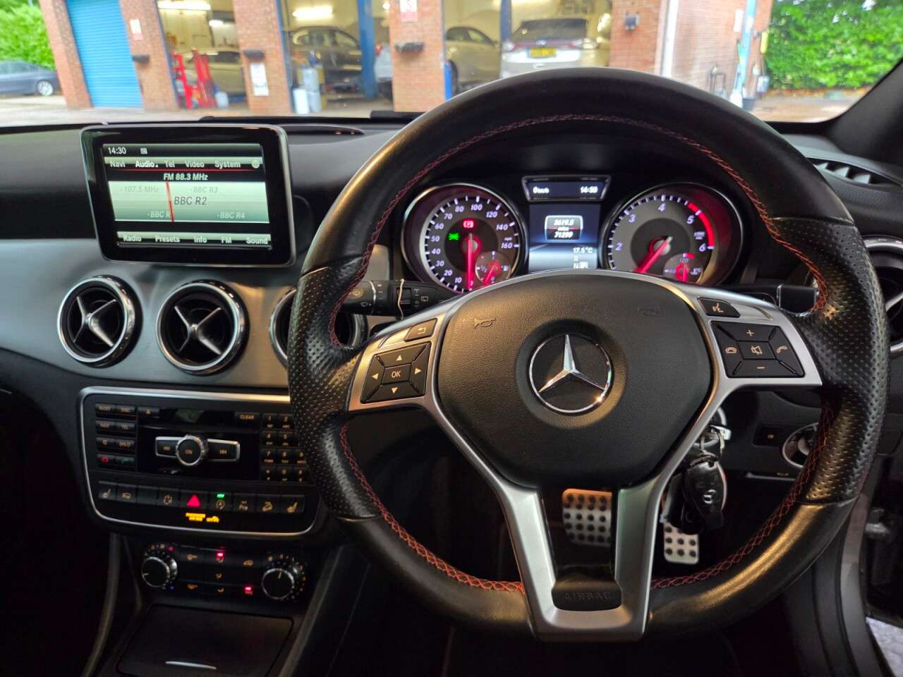 2015 MERCEDES-BENZ GLA 2015 MERCEDES-BENZ GLA