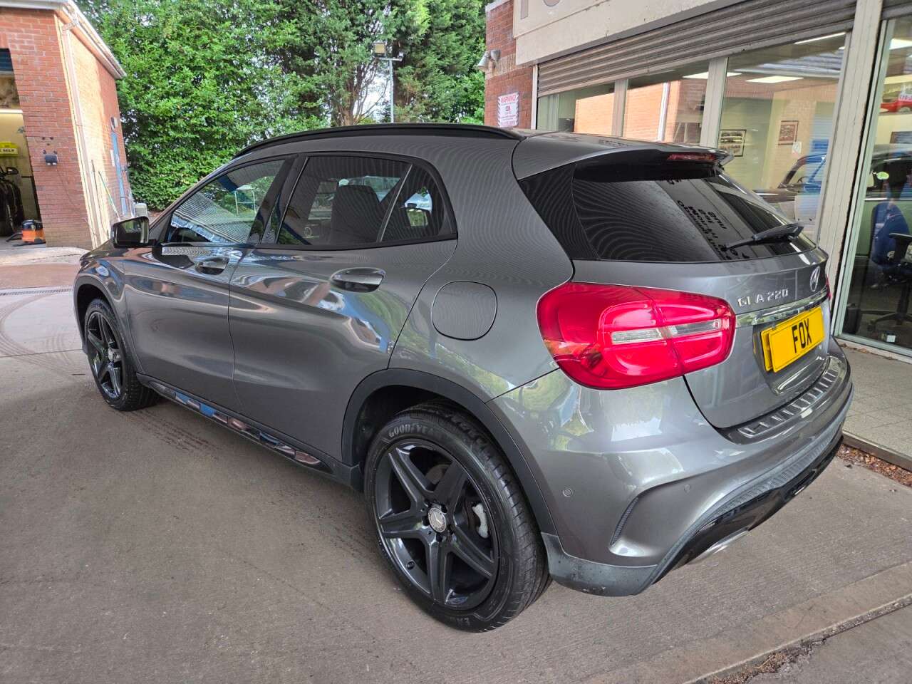 A 2015 MERCEDES-BENZ GLA 2.1 GLA220 CDI AMG Line SUV 5dr Diesel 7G-DCT 4MATIC Euro 6 (s/s) (170 ps) A 2015 MERCEDES-BENZ GLA 2.1 GLA220 CDI AMG Line SUV 5dr Diesel 7G-DCT 4MATIC Euro 6 (s/s) (170 ps)