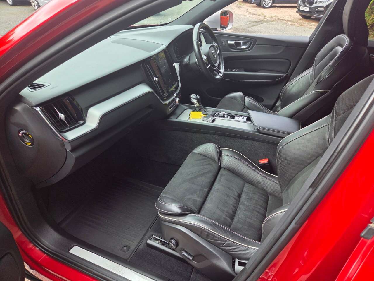 2018 VOLVO XC60 2018 VOLVO XC60