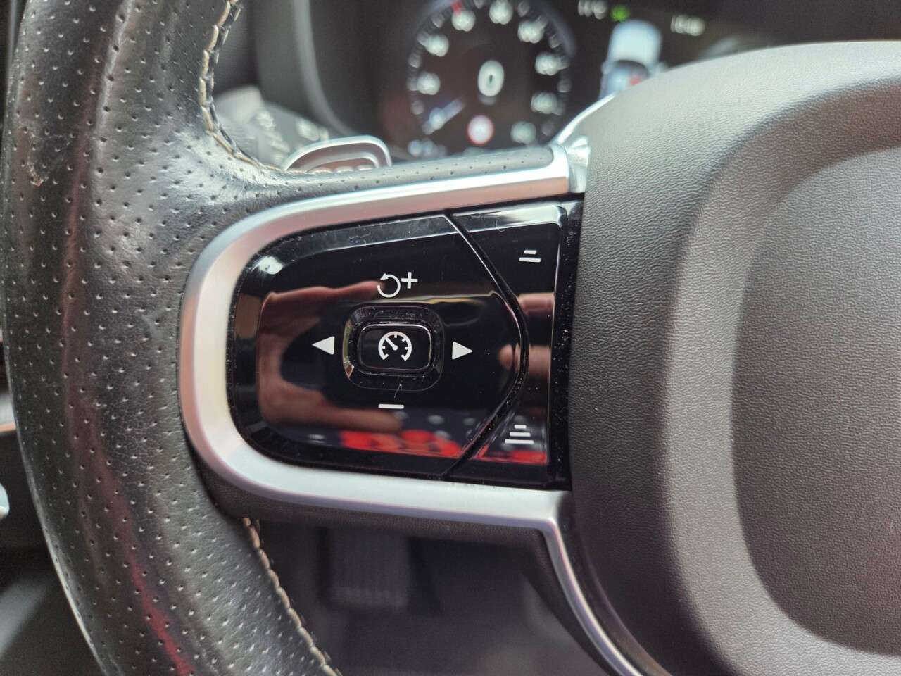 2018 VOLVO XC60 2018 VOLVO XC60