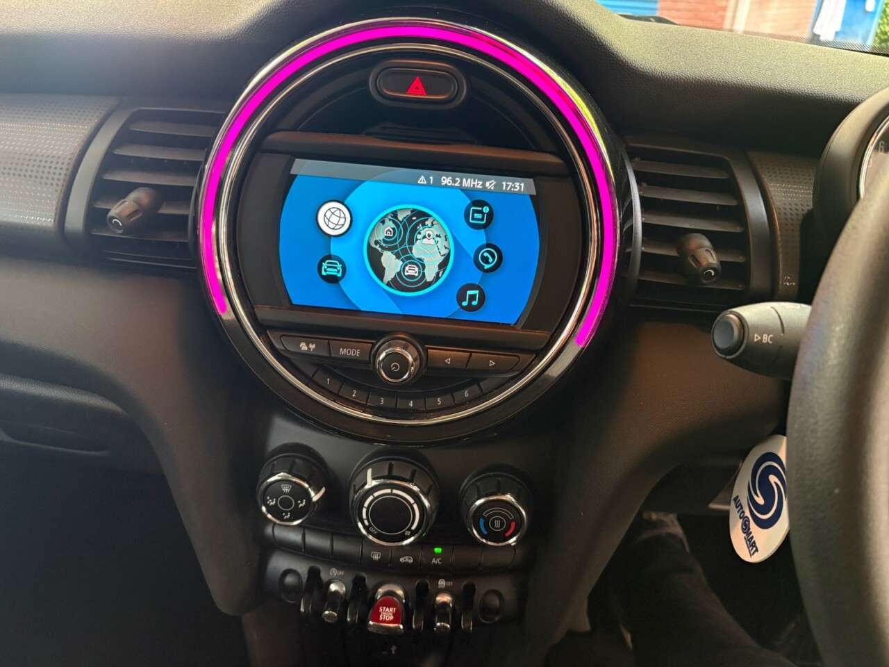 2018 MINI HATCH 2018 MINI HATCH
