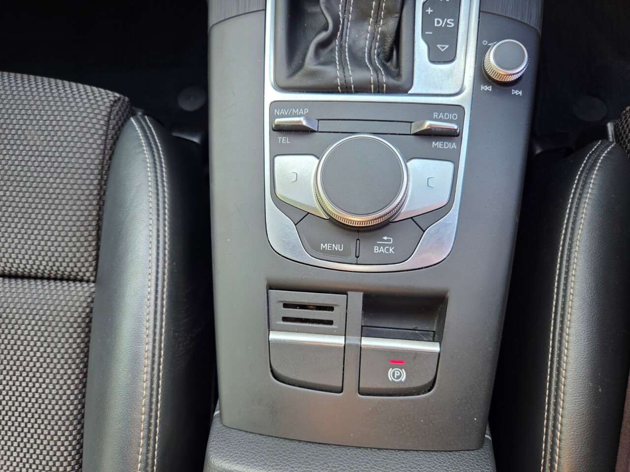 2017 AUDI A3 2017 AUDI A3
