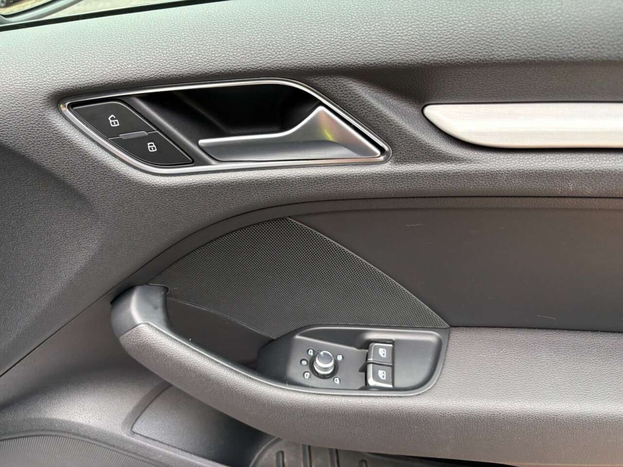 2017 AUDI A3 2017 AUDI A3