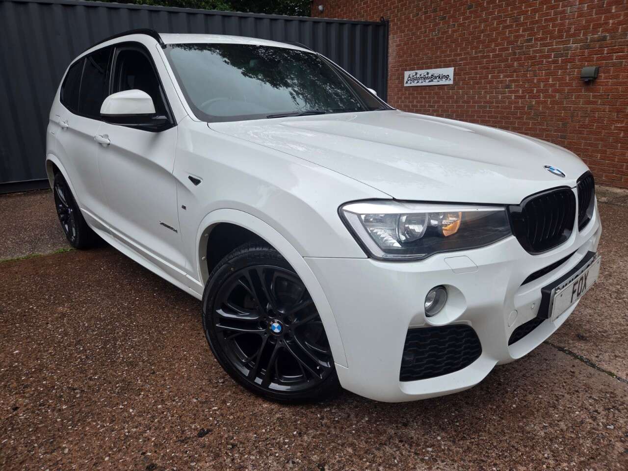 A 2016 BMW X3 2.0 20d M Sport SUV 5dr Diesel Auto xDrive Euro 6 (s/s) (190 ps) BLUETOOTH- A 2016 BMW X3 2.0 20d M Sport SUV 5dr Diesel Auto xDrive Euro 6 (s/s) (190 ps) BLUETOOTH-